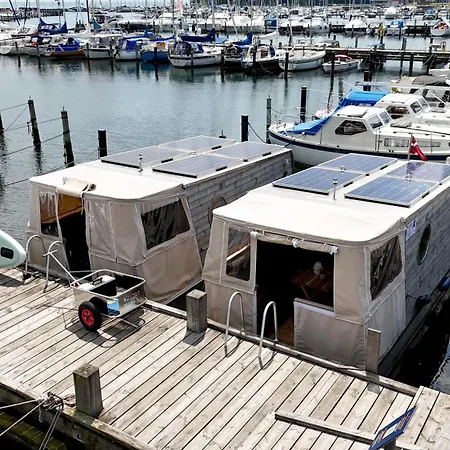 Maduco Waterfront Hotel na wodzie Nyborg