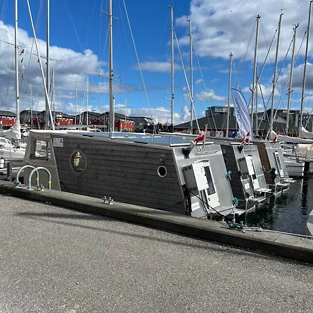 Maduco Waterfront ニュボー