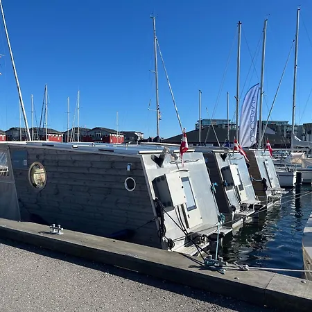 Båthotell Maduco Waterfront