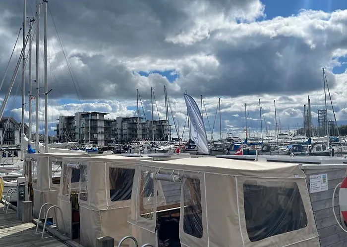 Úszó hotel Maduco Waterfront Nyborg
